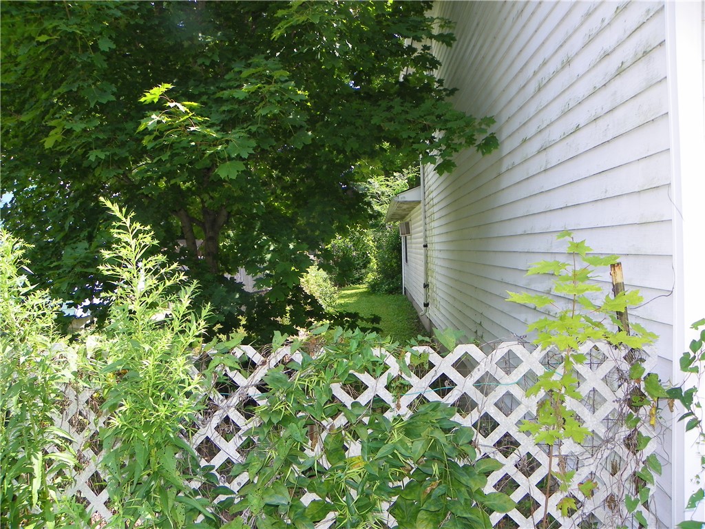 Photo 39 of 42 of 105 Cruger Street house