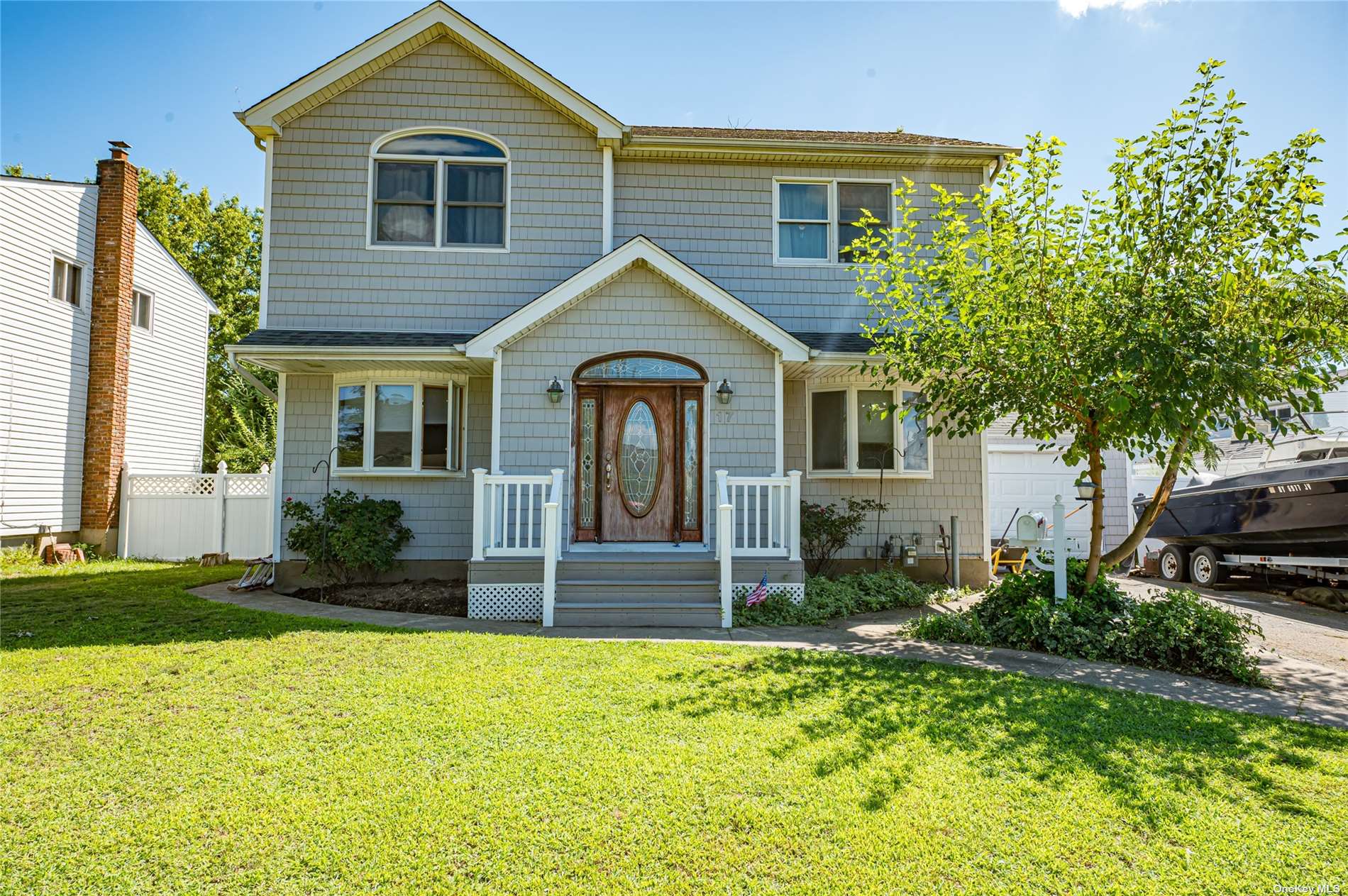 Photo 14 of 21 of 17 Totten Street house