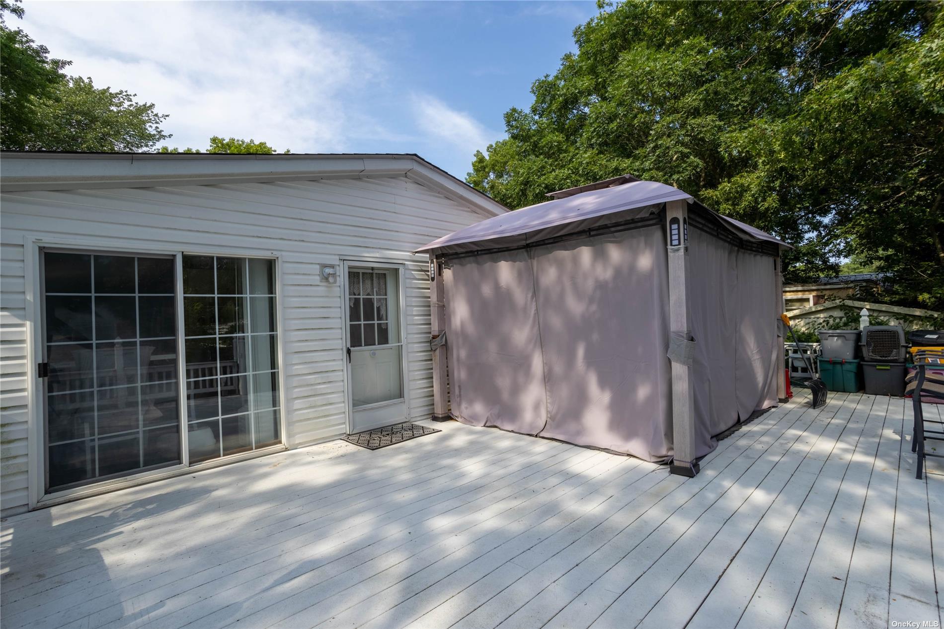 Photo 15 of 18 of 4 White Daisy Lane mobile home