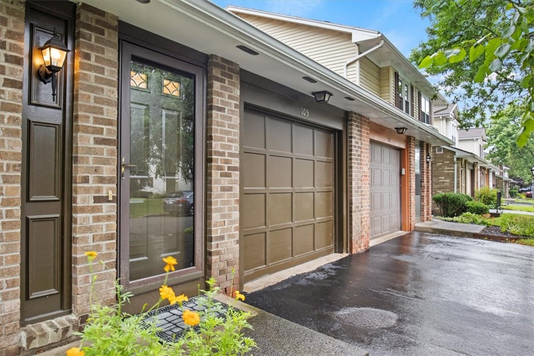 Photo 5 of 37 of 105 Branchwood Lane townhome