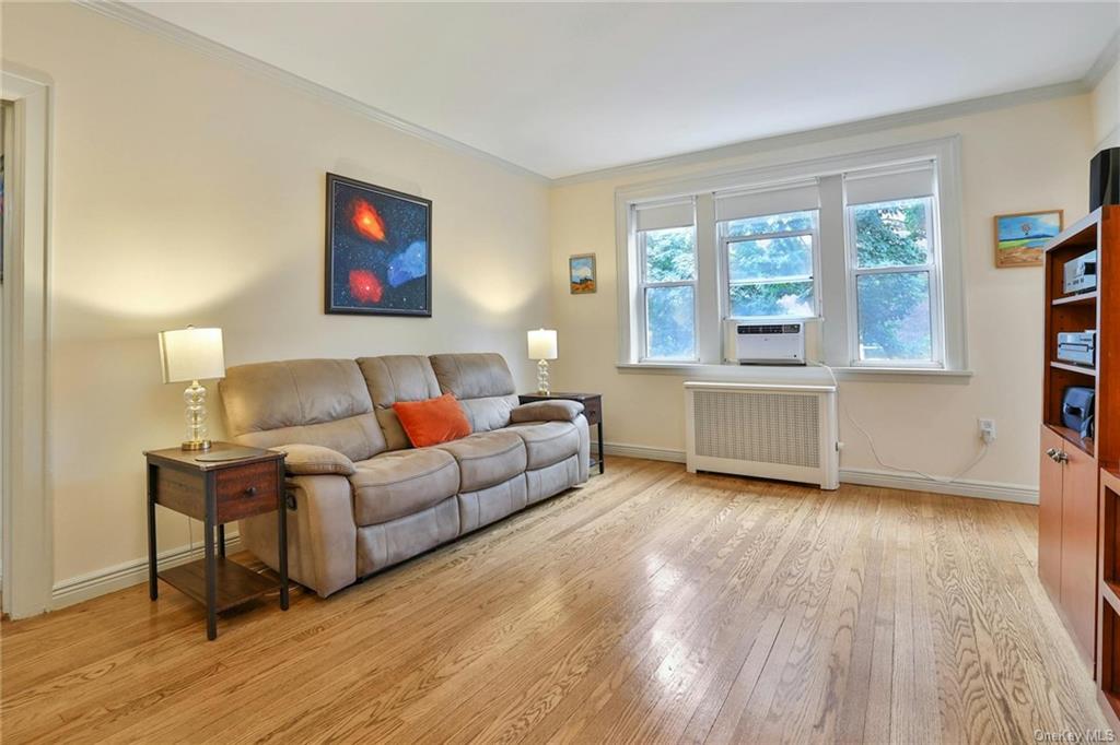 Photo 7 of 21 of 294 Bronxville Road #5F co-op property