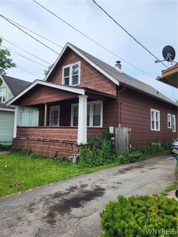 Photo 1 of 15 of 74 Poultney Avenue house