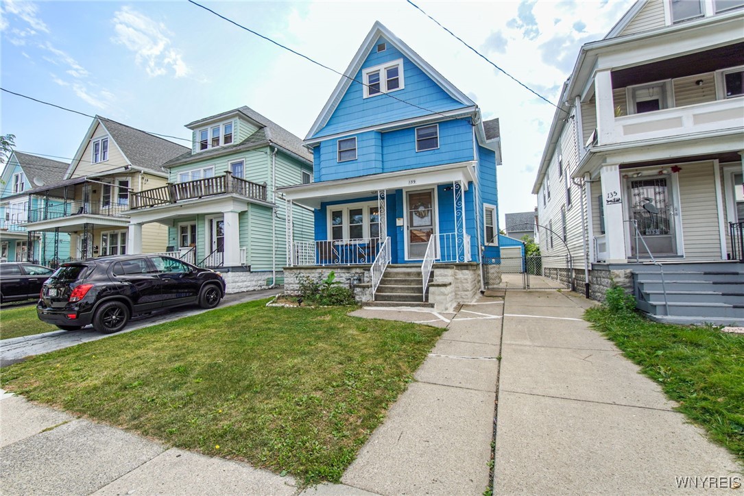 Photo 1 of 40 of 139 Roesch Avenue house