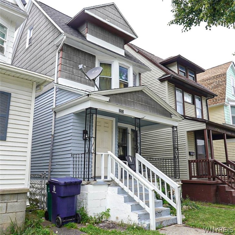 Photo 1 of 10 of 252 Parkdale Avenue house