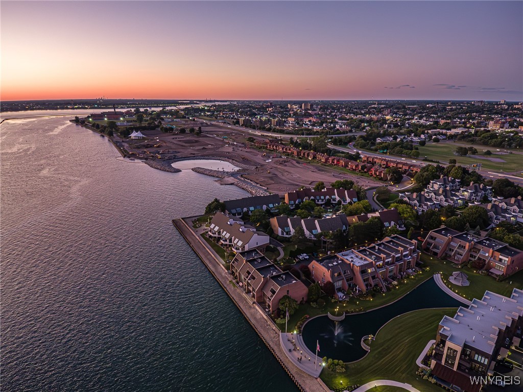 Photo 9 of 49 of 20 Harbour Pointe townhome