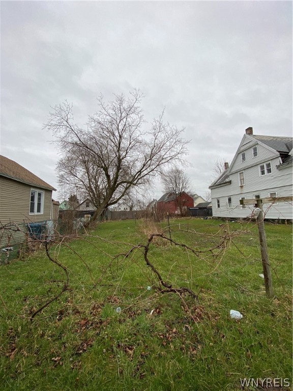 Photo 2 of 3 of 101 Coit Street land