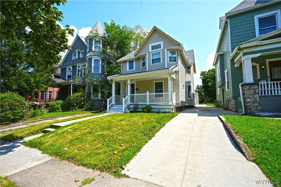 Photo 4 of 50 of 81 Harvard Place house