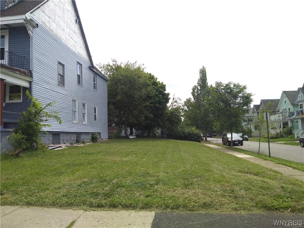 Photo 1 of 4 of 393 Hampshire Street land