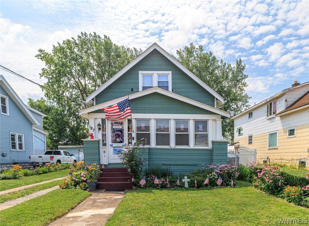 Photo 2 of 34 of 187 Colgate Avenue house