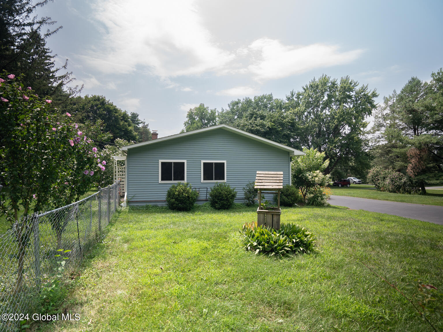 Photo 29 of 36 of 1534 Van Hoesen Road house