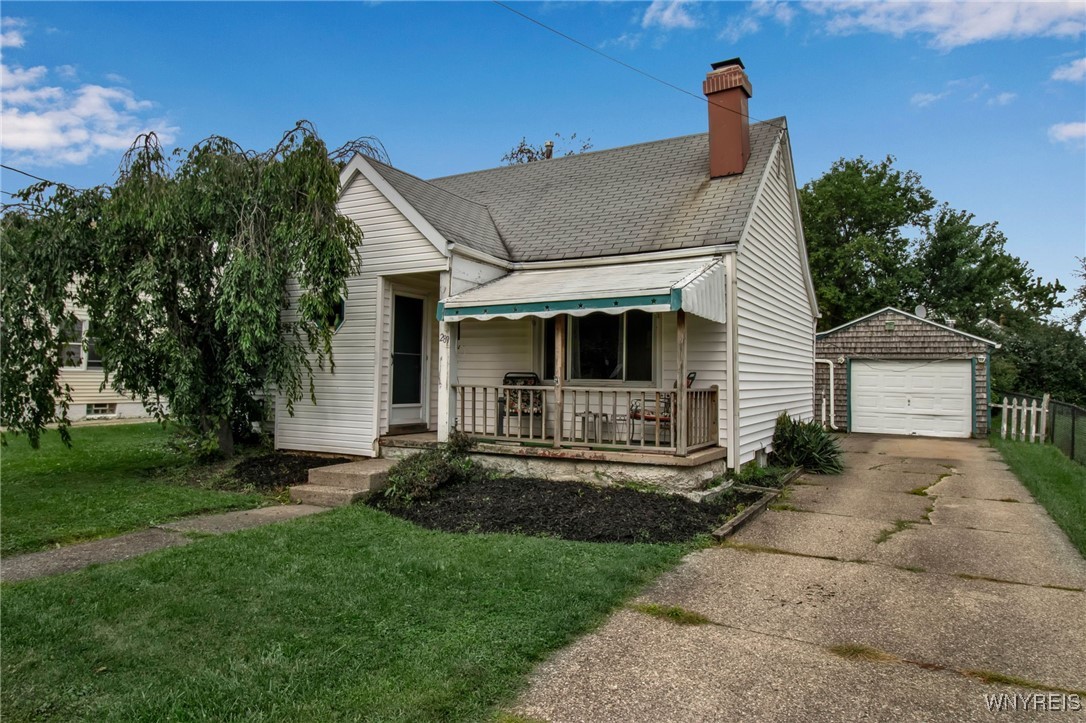 Photo 1 of 32 of 289 Lackawanna Avenue house