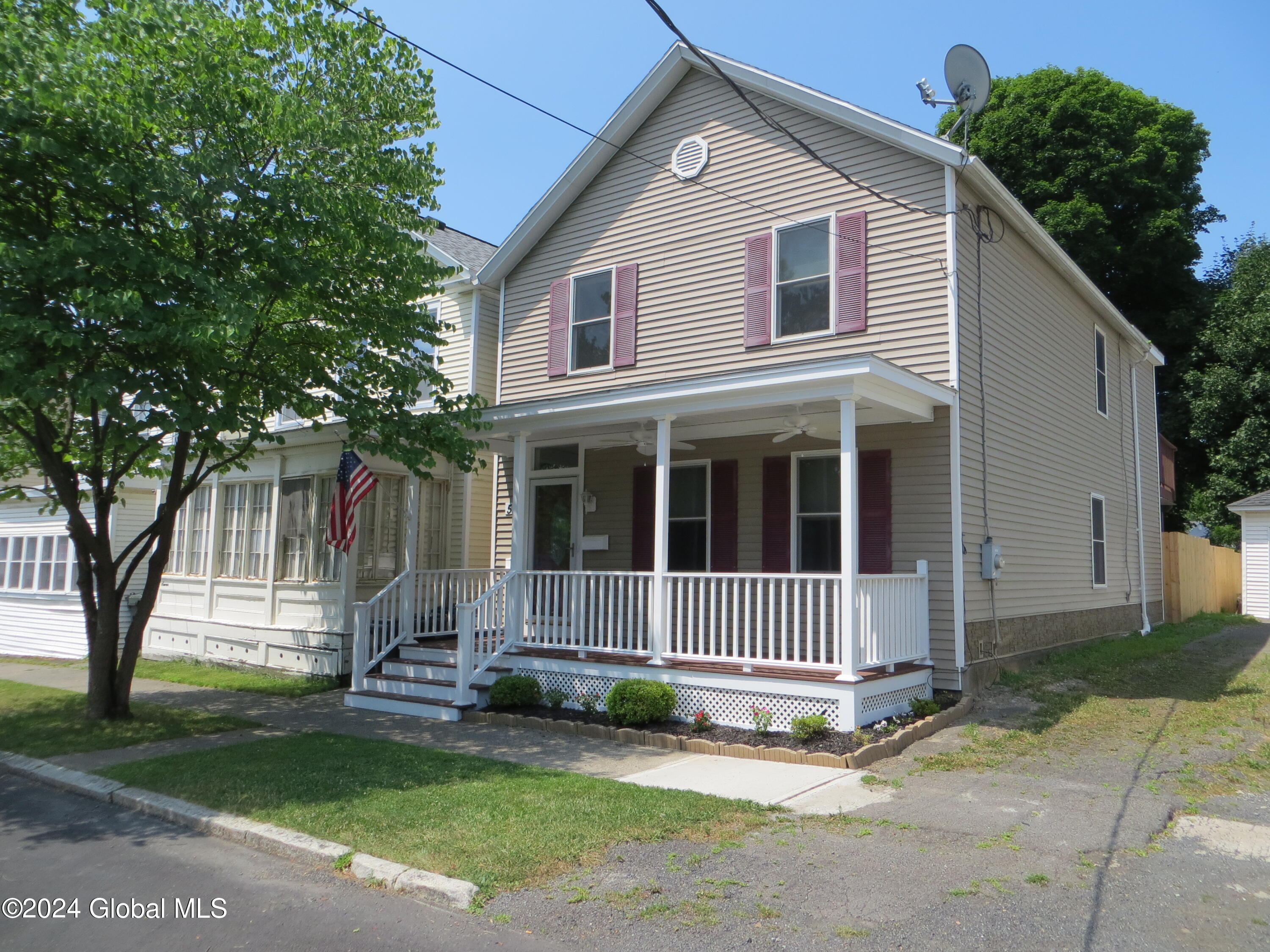 Photo 1 of 37 of 5 Masten Avenue house