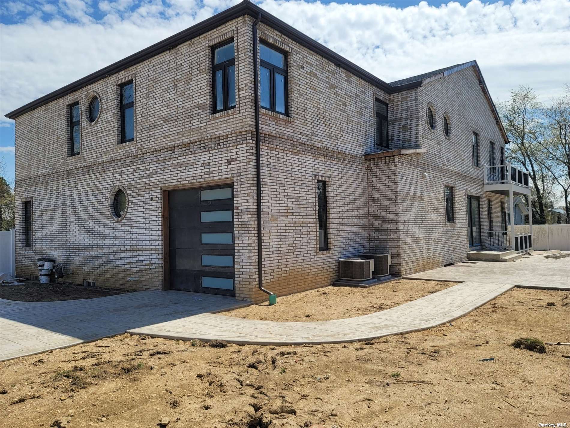 Photo 3 of 5 of 6 Kilmer Avenue house