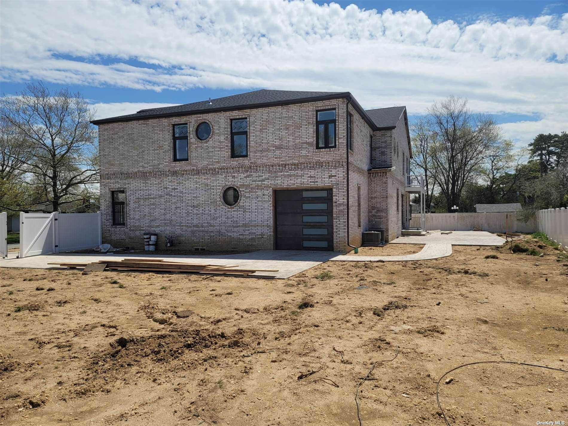 Photo 4 of 5 of 6 Kilmer Avenue house