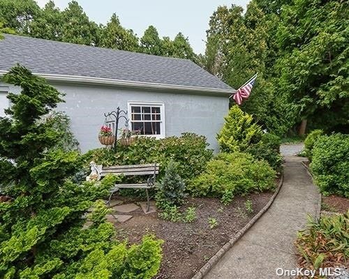 Photo 25 of 29 of 66 Tamarack Street house