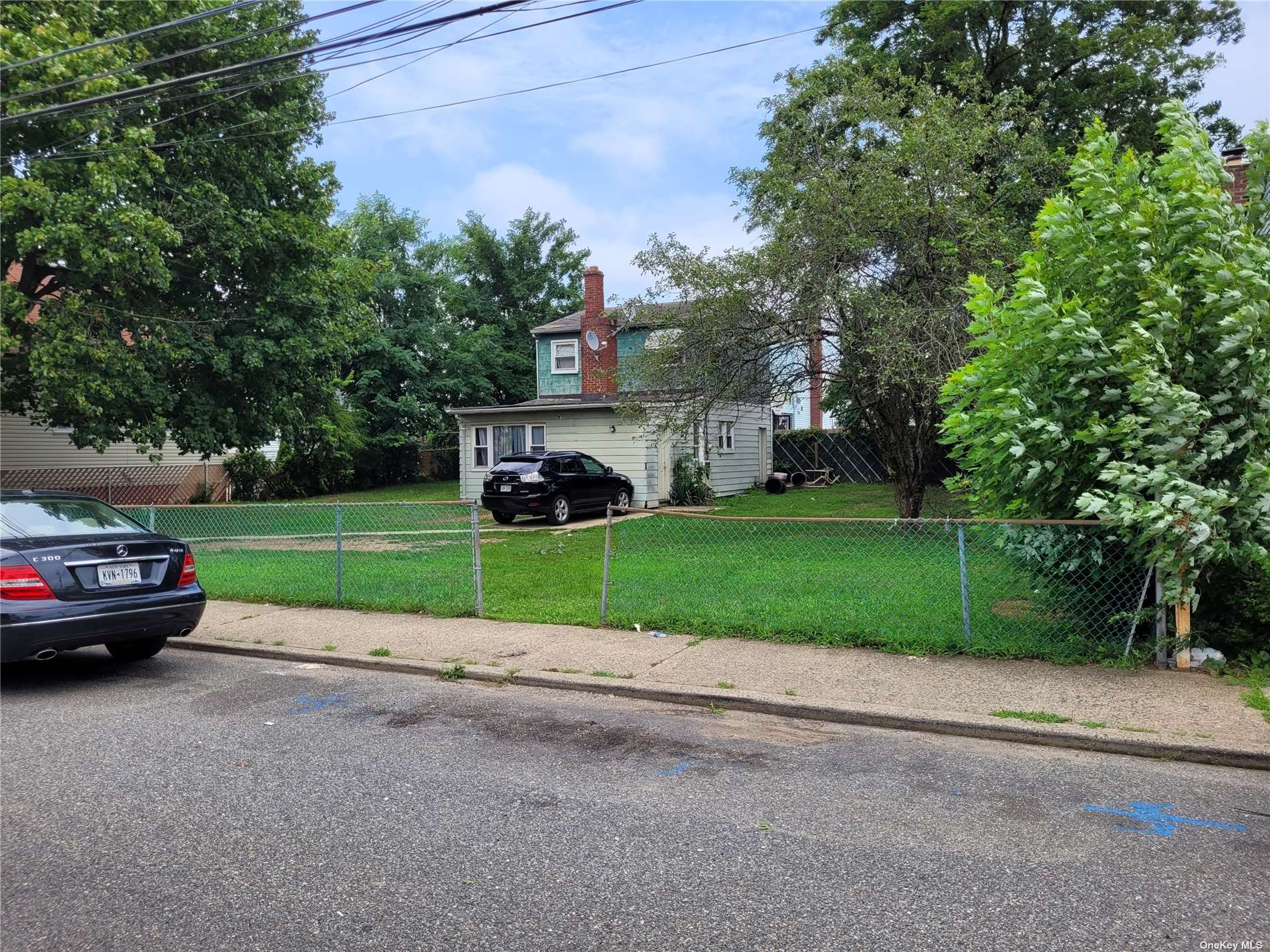 Photo 1 of 20 of 150 Louis Avenue house