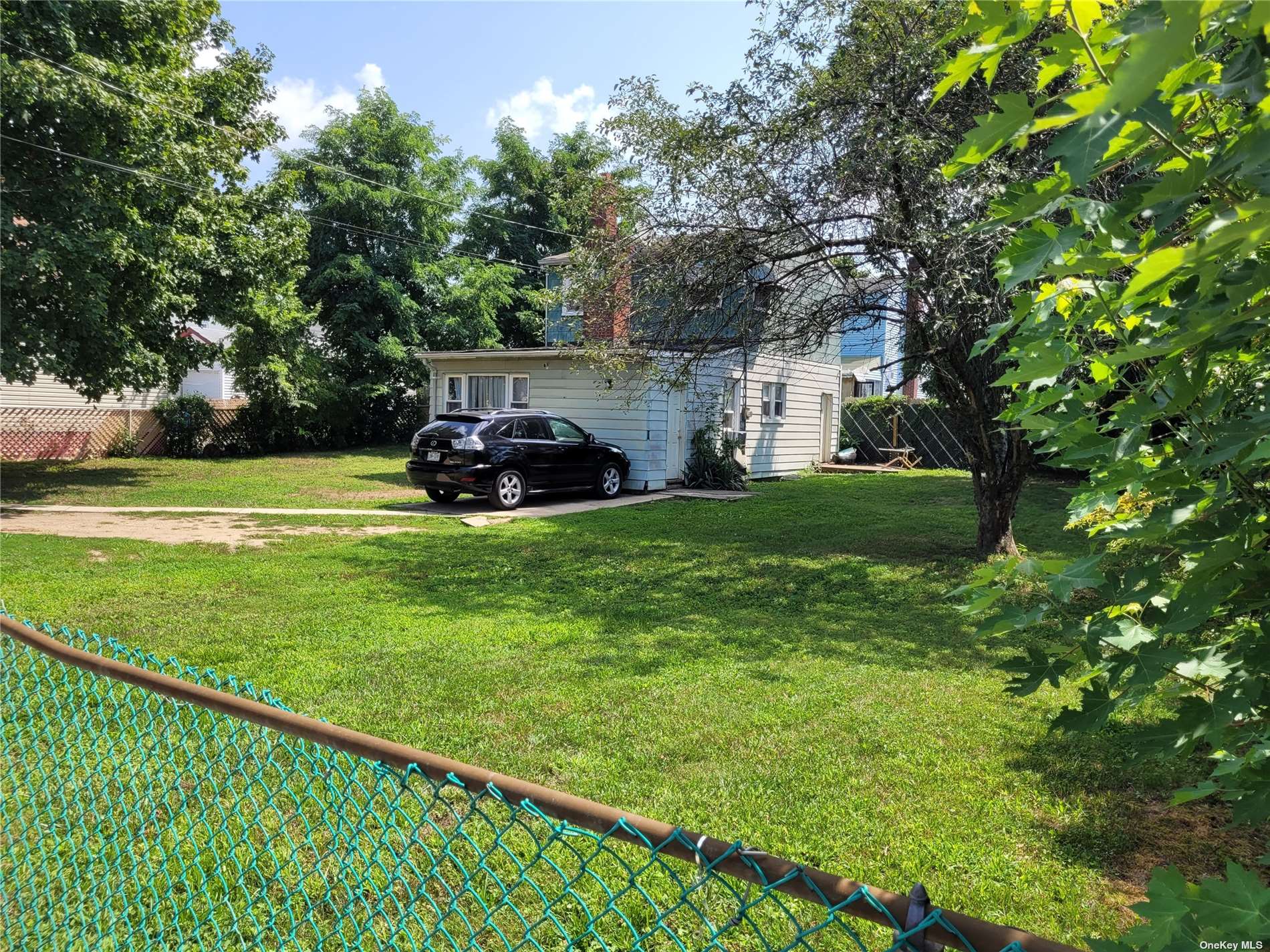 Photo 6 of 20 of 150 Louis Avenue house