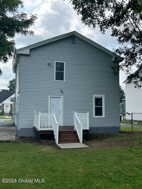 Photo 3 of 21 of 20 Dix Avenue house