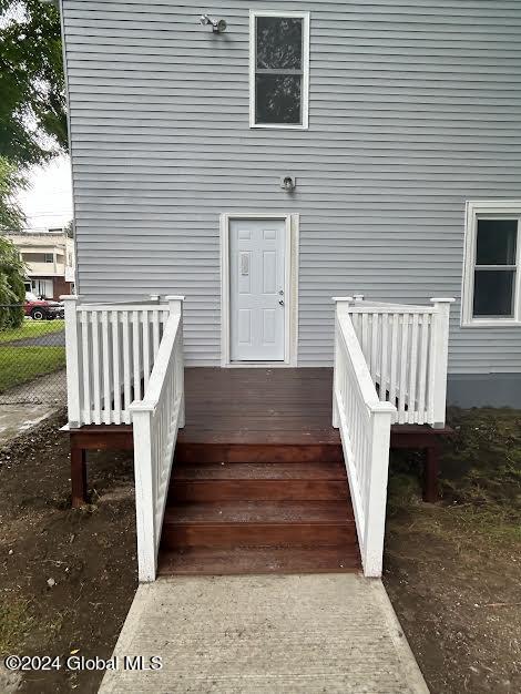 Photo 4 of 21 of 20 Dix Avenue house