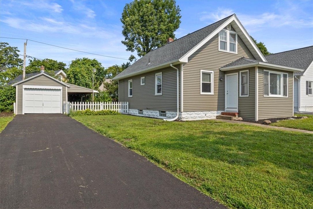 Photo 1 of 28 of 253 Bennington Drive house