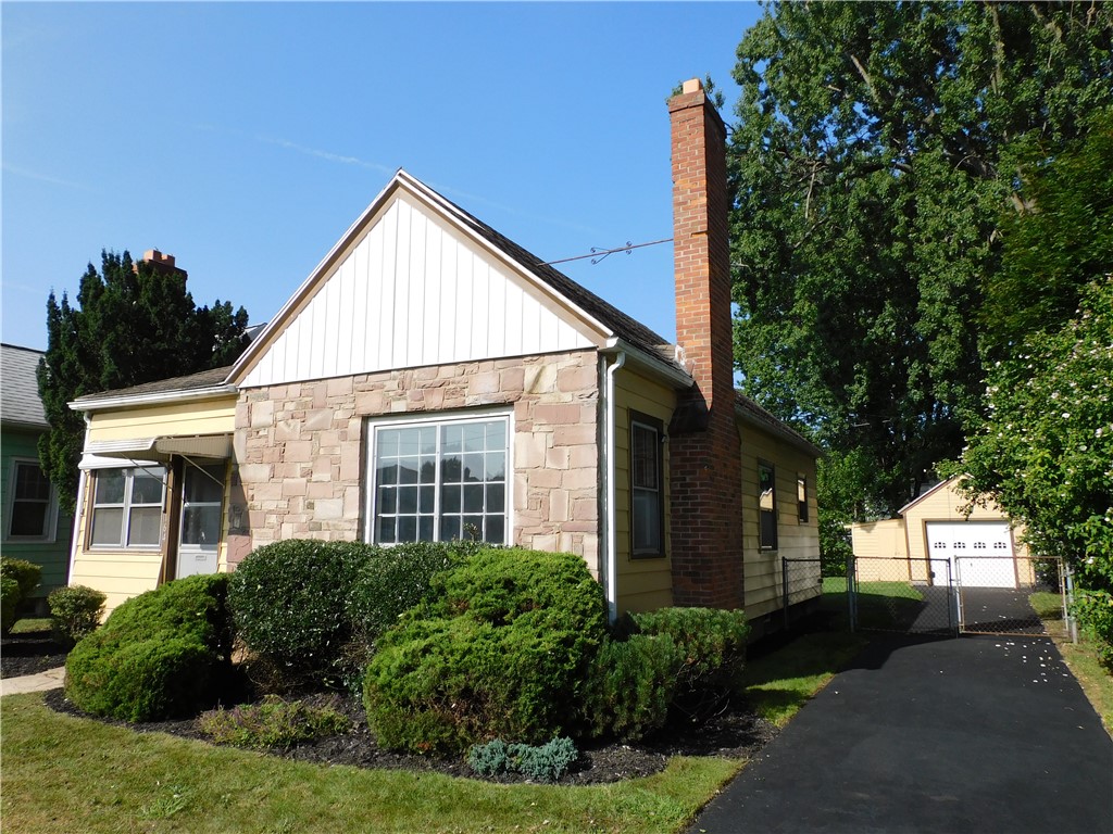 Photo 1 of 26 of 164 Conrad Drive house