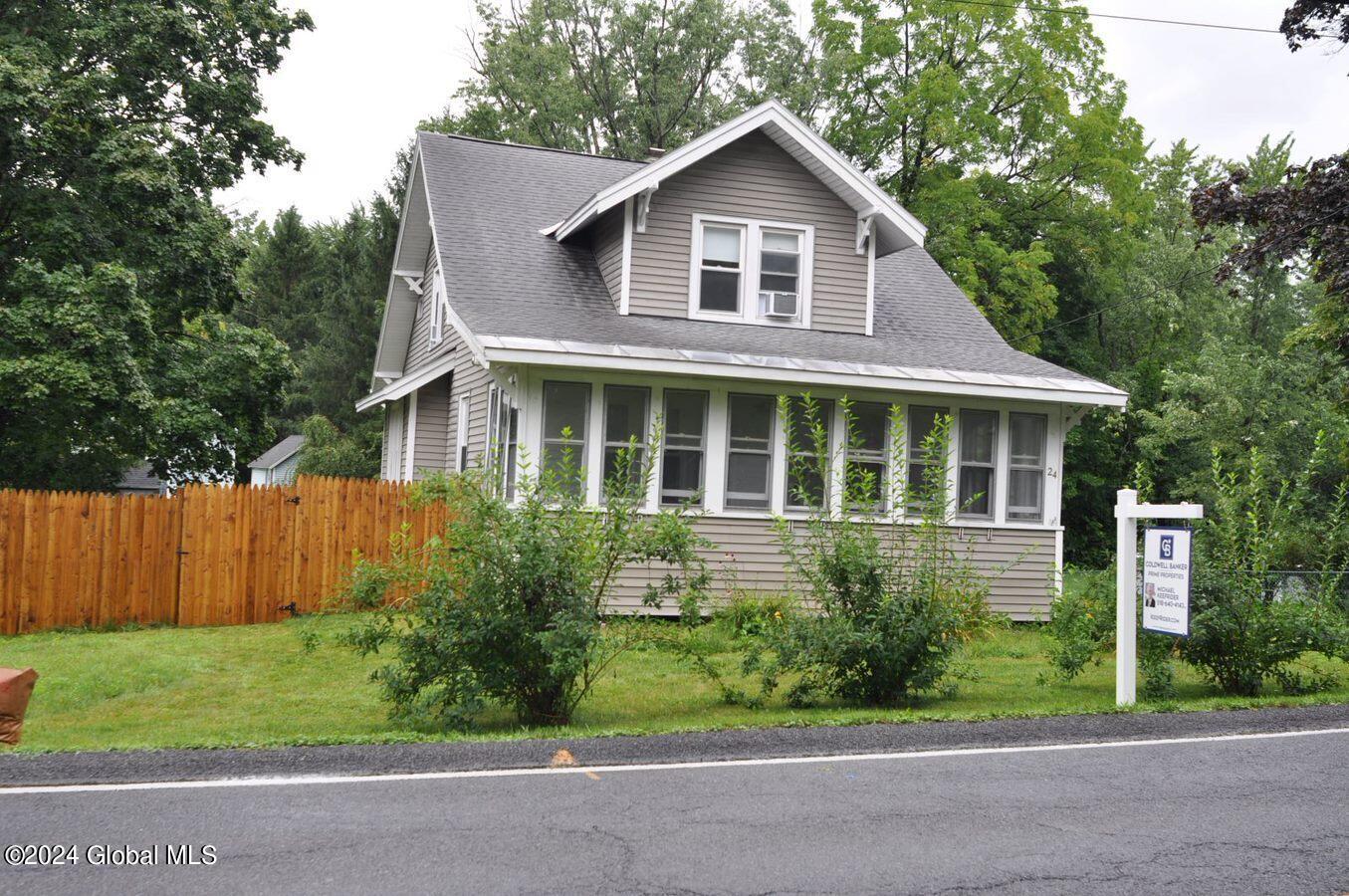 Photo 8 of 29 of 24 Willow Street house