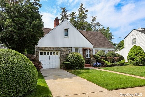 Photo 2 of 26 of 156 Crowell Street house