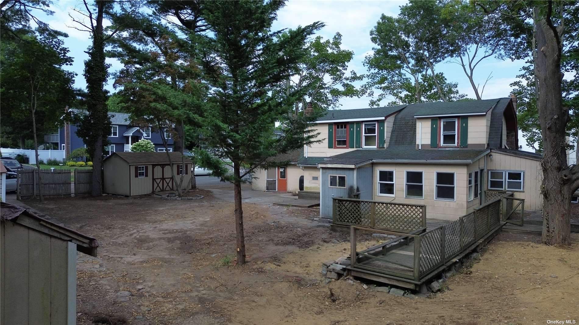 Photo 1 of 8 of 104 Schmidt Avenue house