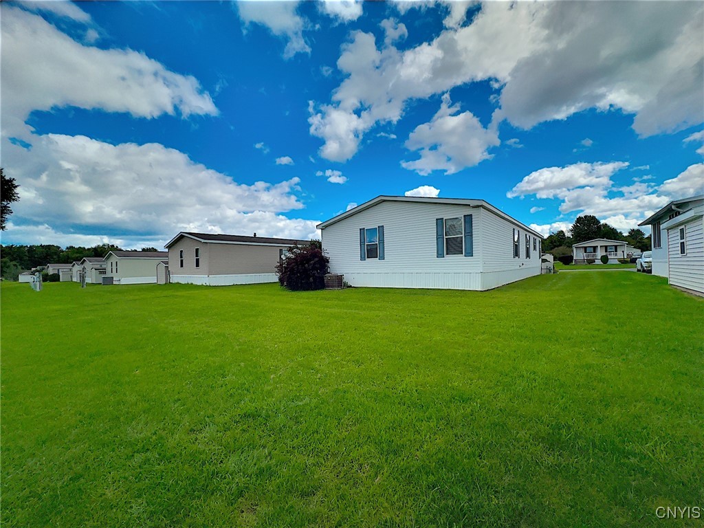 Photo 31 of 31 of 462 Susan Drive mobile home