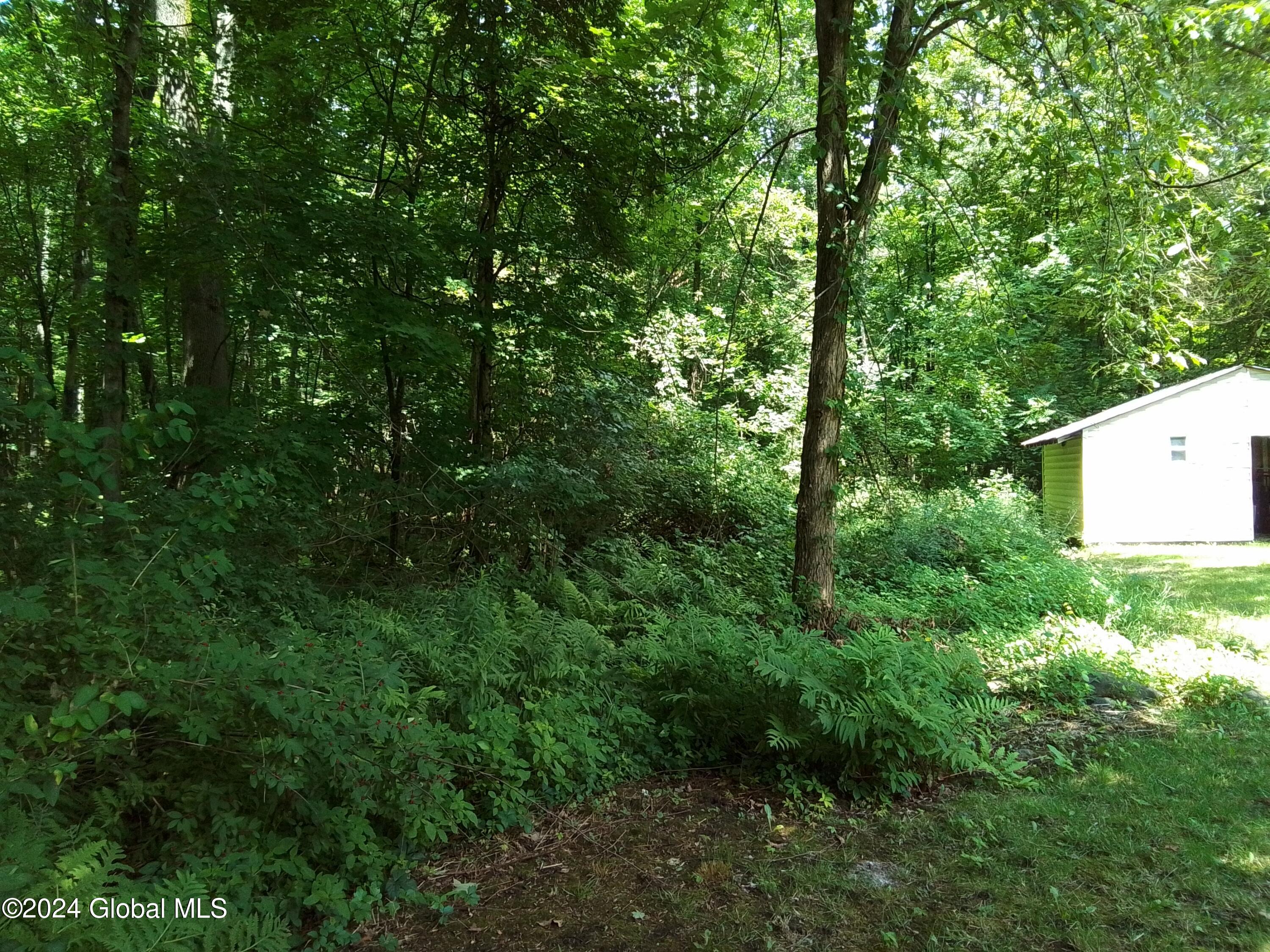 Photo 15 of 40 of 5 Marcelle Lane house