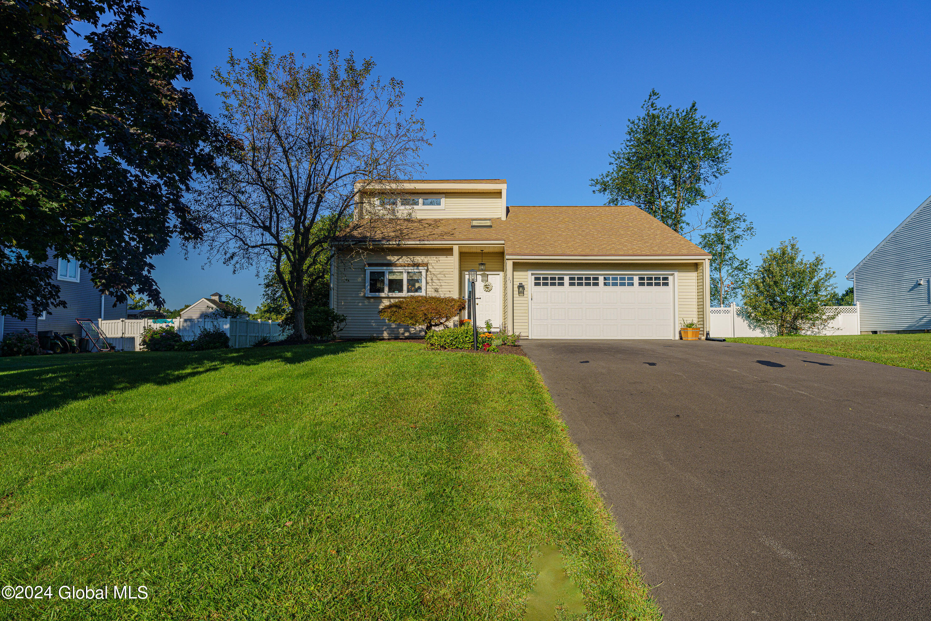 Photo 1 of 48 of 11 Cord Drive house