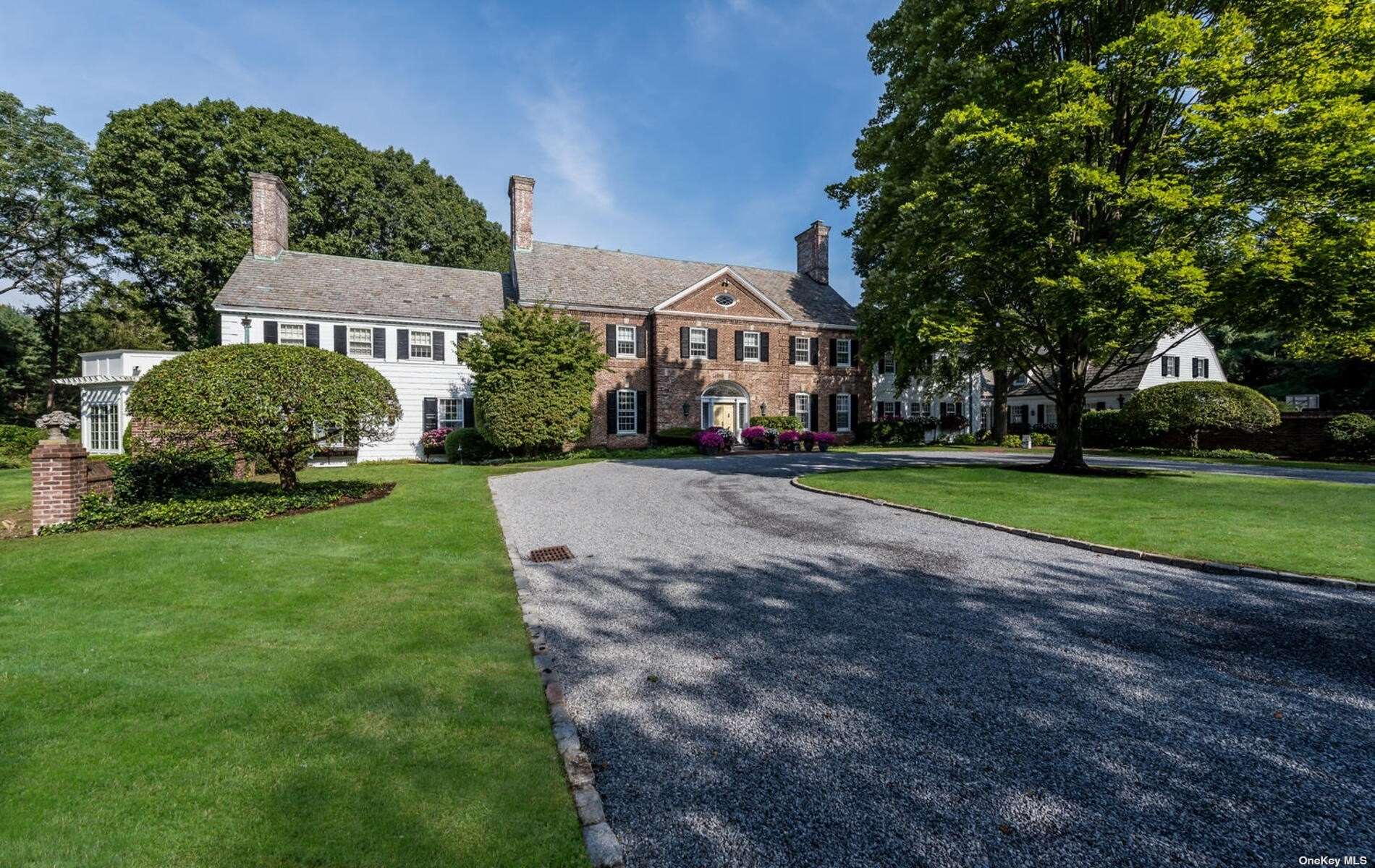 Photo 1 of 18 of 52 Piping Rock Road house