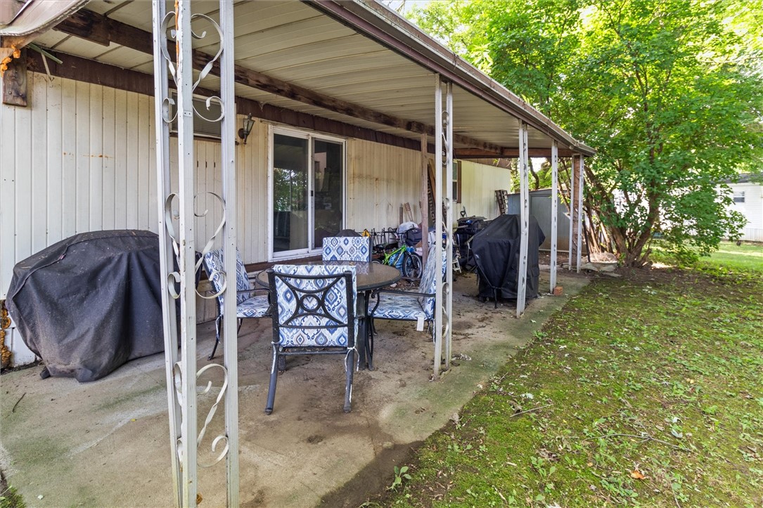 Photo 8 of 35 of 100 Glenview Dr mobile home