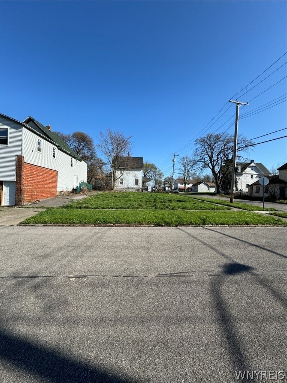 Photo 1 of 6 of 928 Centre Avenue land