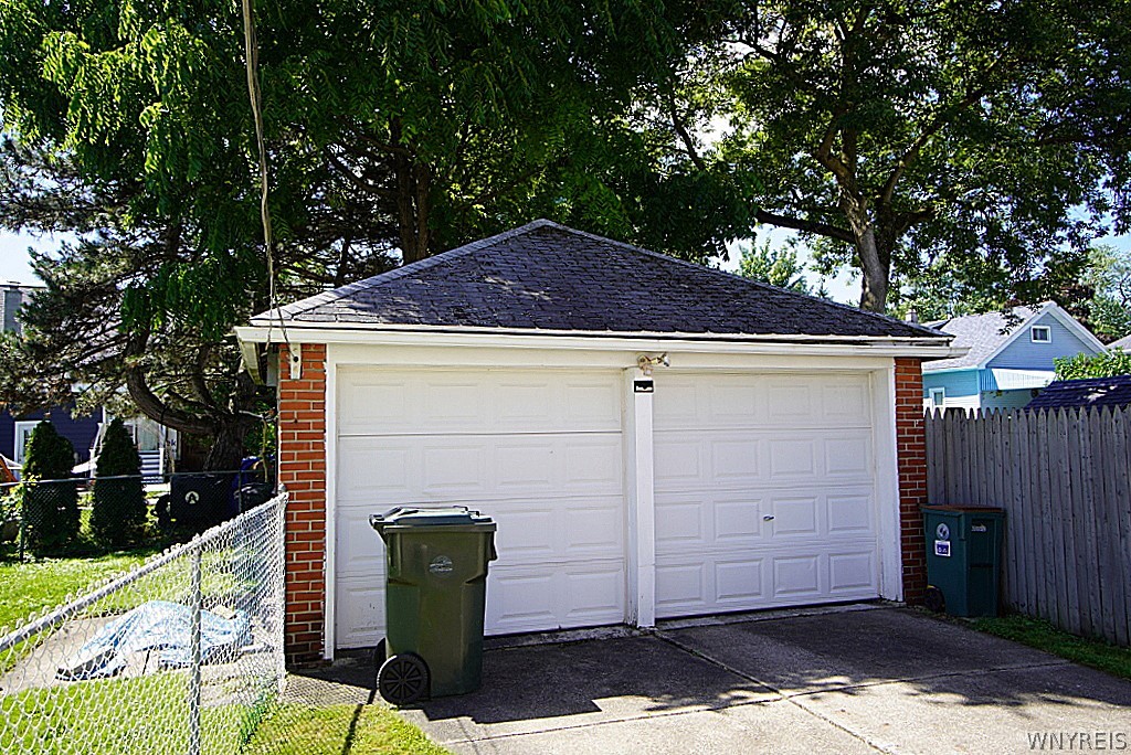 Photo 29 of 29 of 35 17th Avenue house