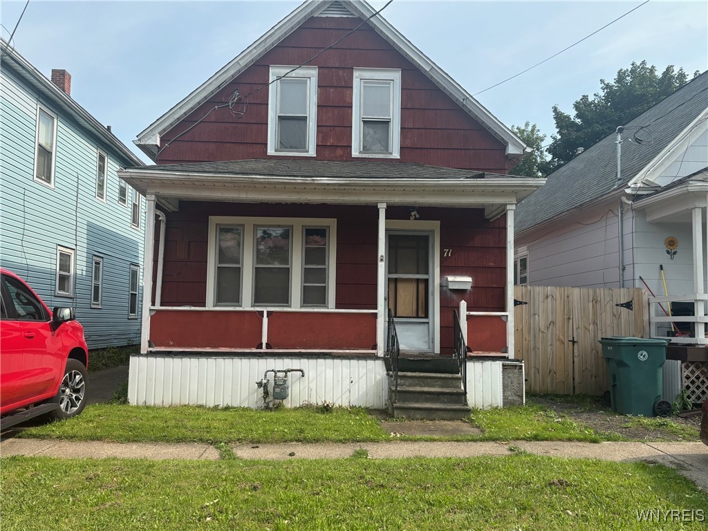 Photo 3 of 20 of 71 8th Avenue house