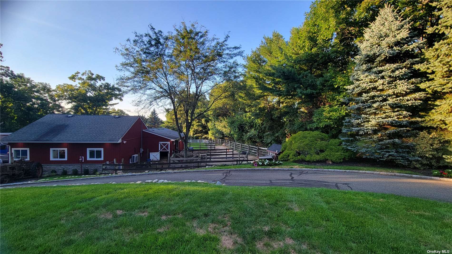 Photo 1 of 15 of 11A Sunken Meadow Road A house