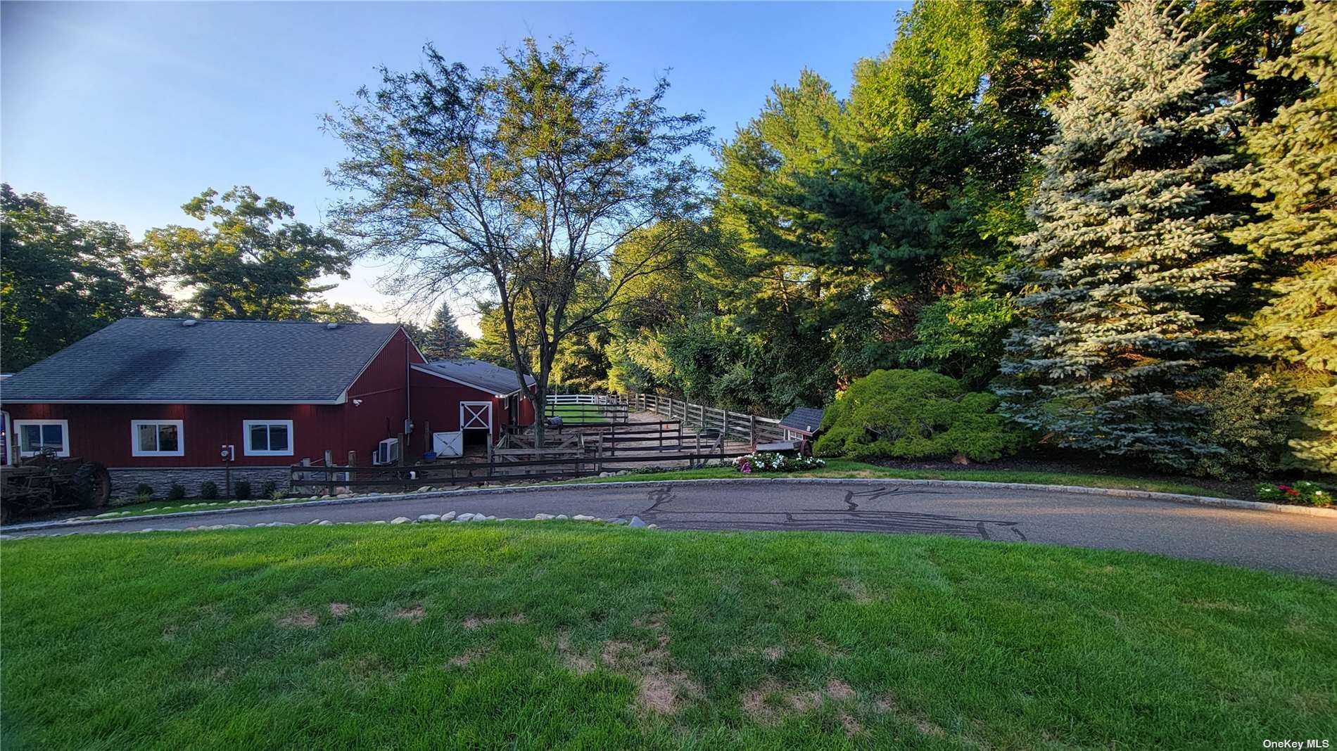 Photo 8 of 15 of 11A Sunken Meadow Road A house