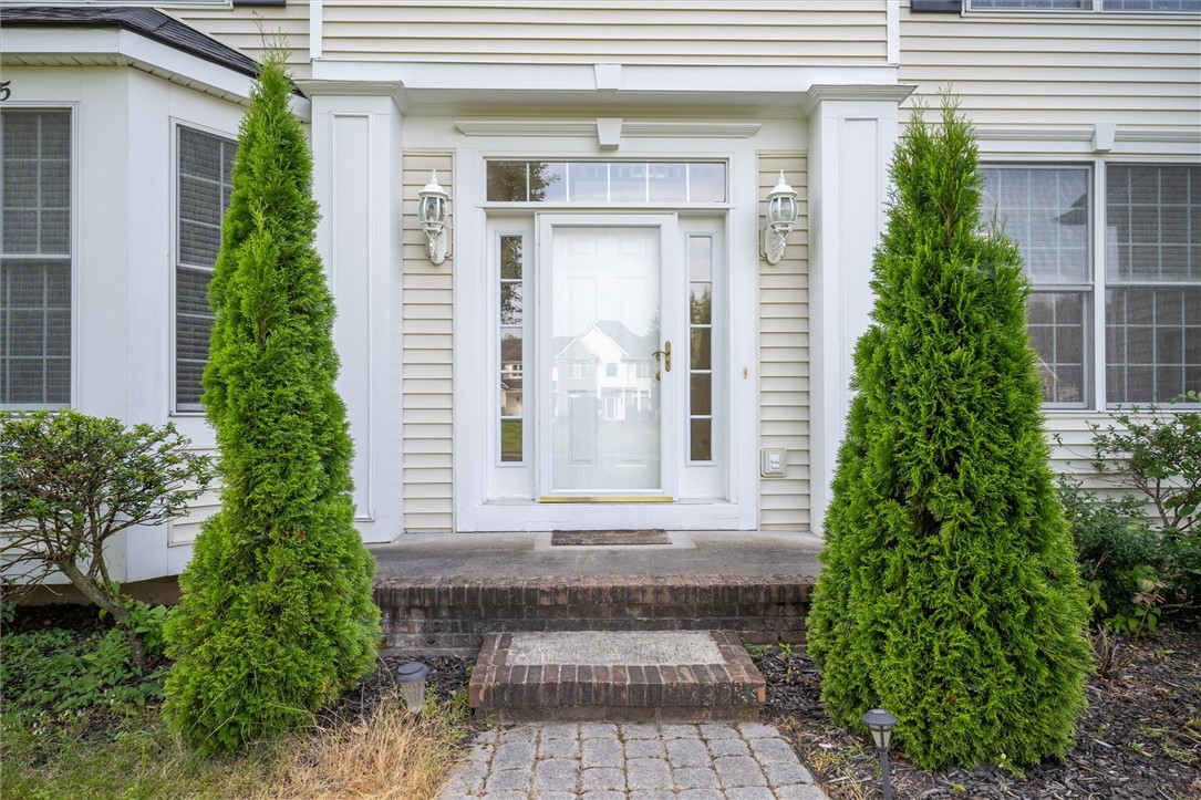 Photo 1 of 41 of 25 Hampstead Drive house