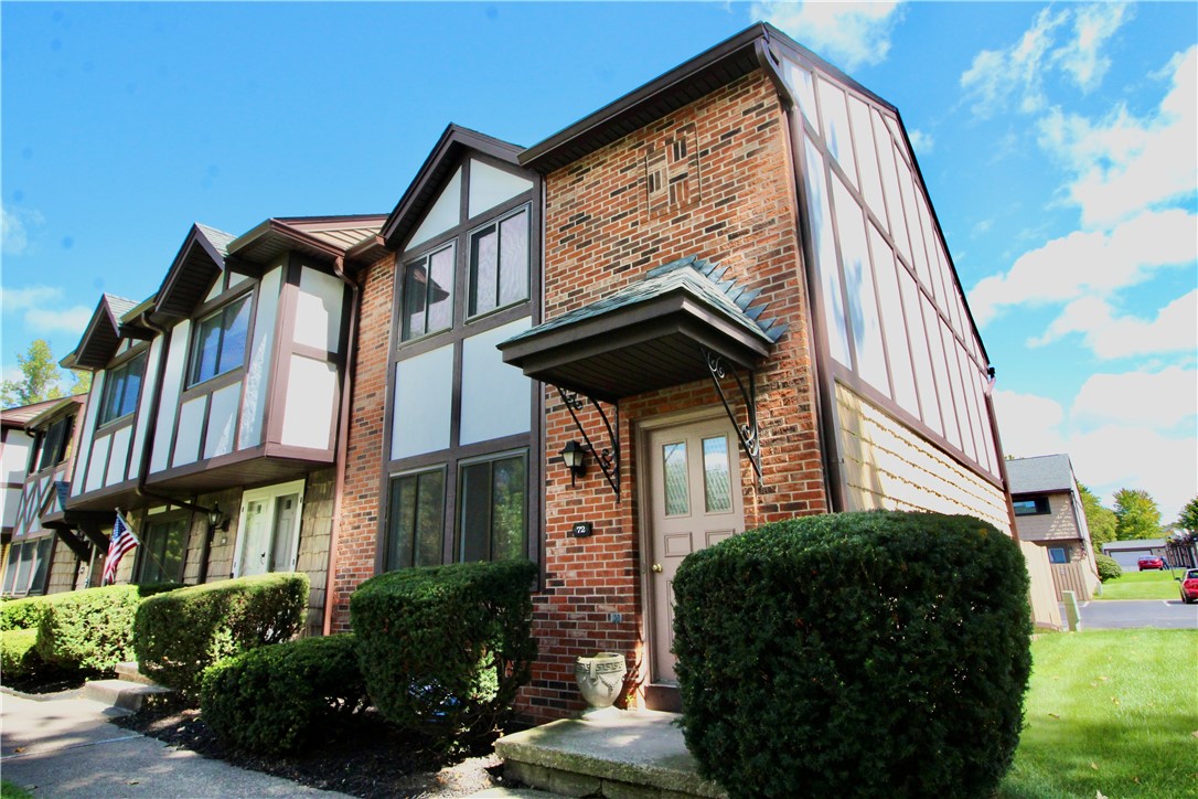 Photo 1 of 33 of 72 Camberley Place townhome