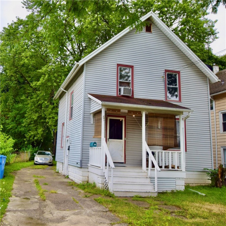 Photo 1 of 13 of 67 Fernwood Avenue house