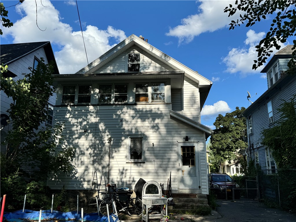 Photo 2 of 29 of 45 Burrows Street house