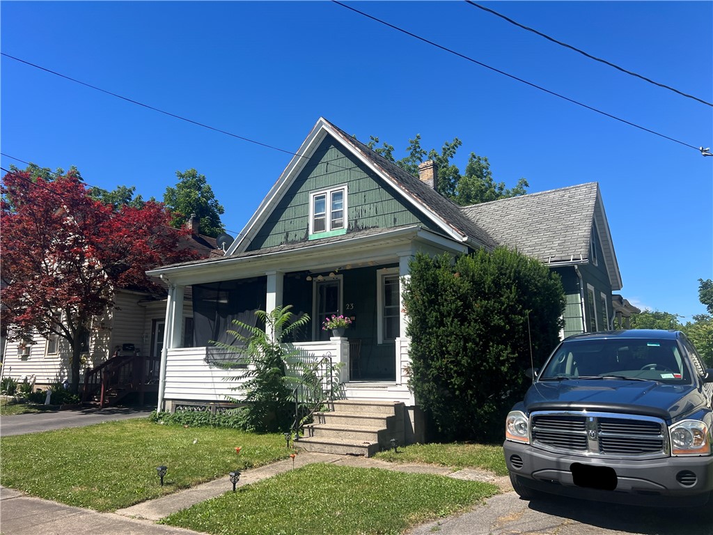 Photo 2 of 17 of 23 Rogers Avenue house