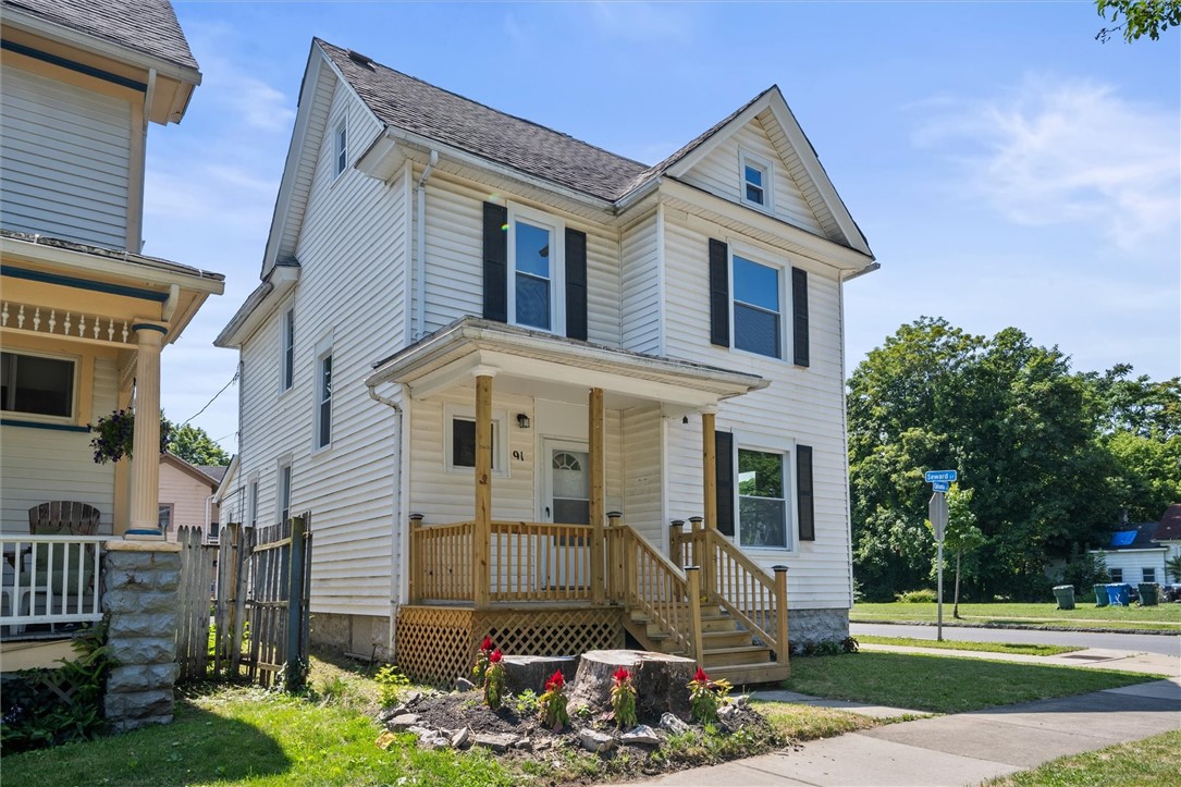 Photo 2 of 42 of 91 Columbia Avenue house