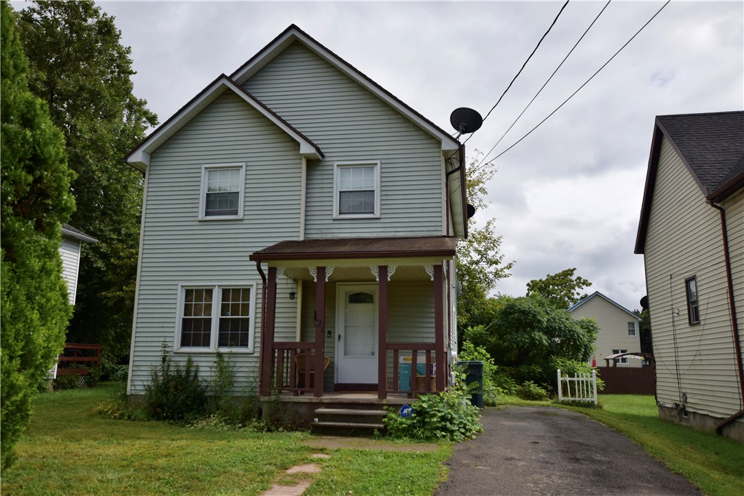 Photo 1 of 17 of 121 Bernard Street house