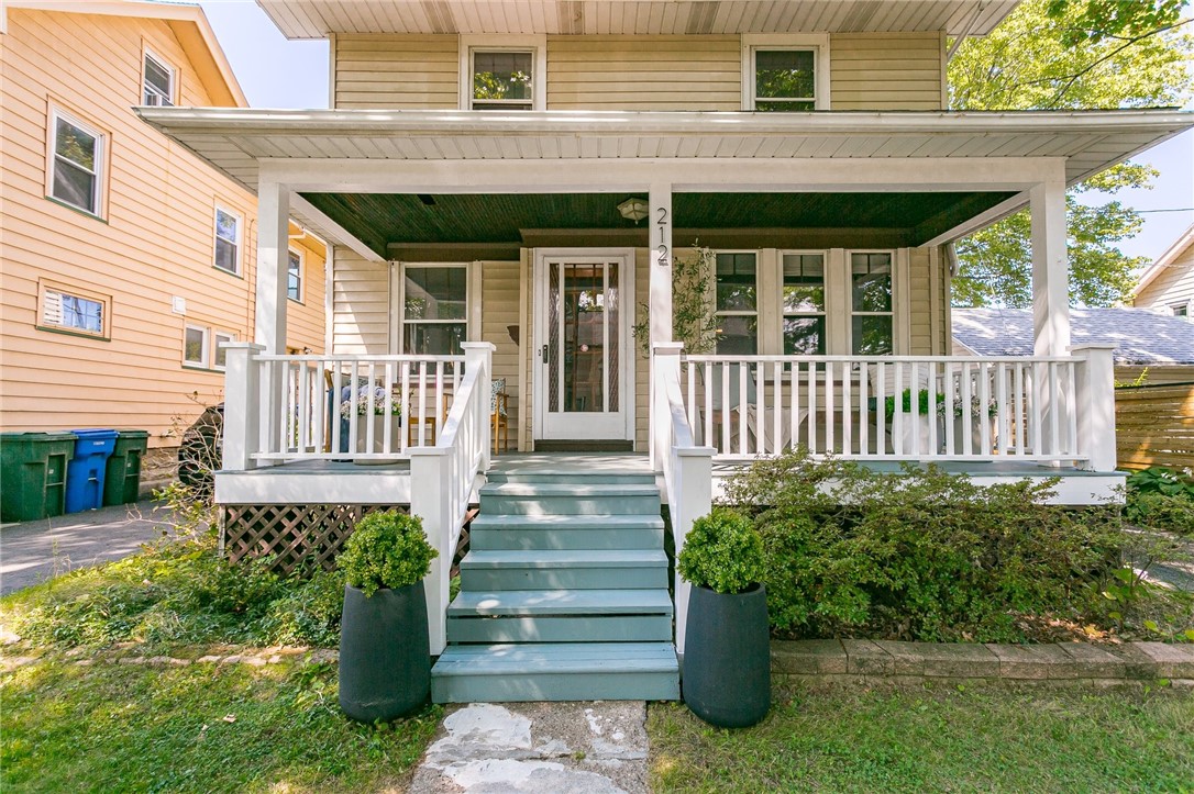 Photo 3 of 44 of 212 Merwin Avenue house