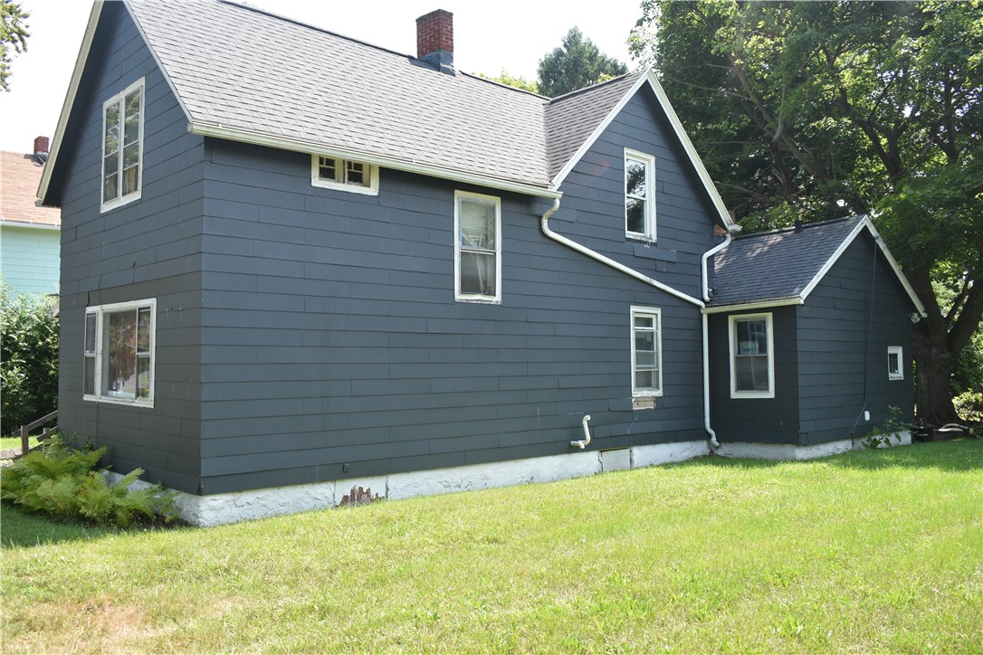 Photo 8 of 10 of 281 Champlain Street house