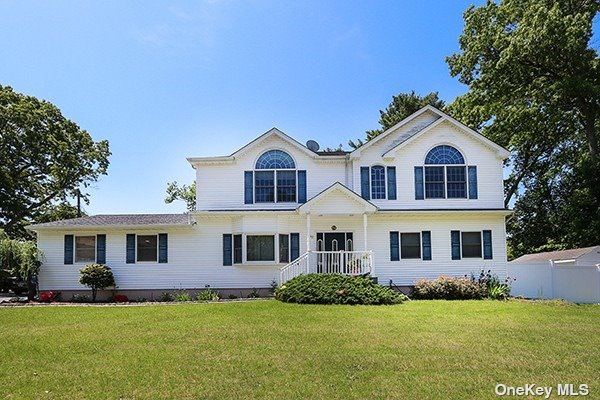 Photo 1 of 25 of 80 Rosevale Avenue house