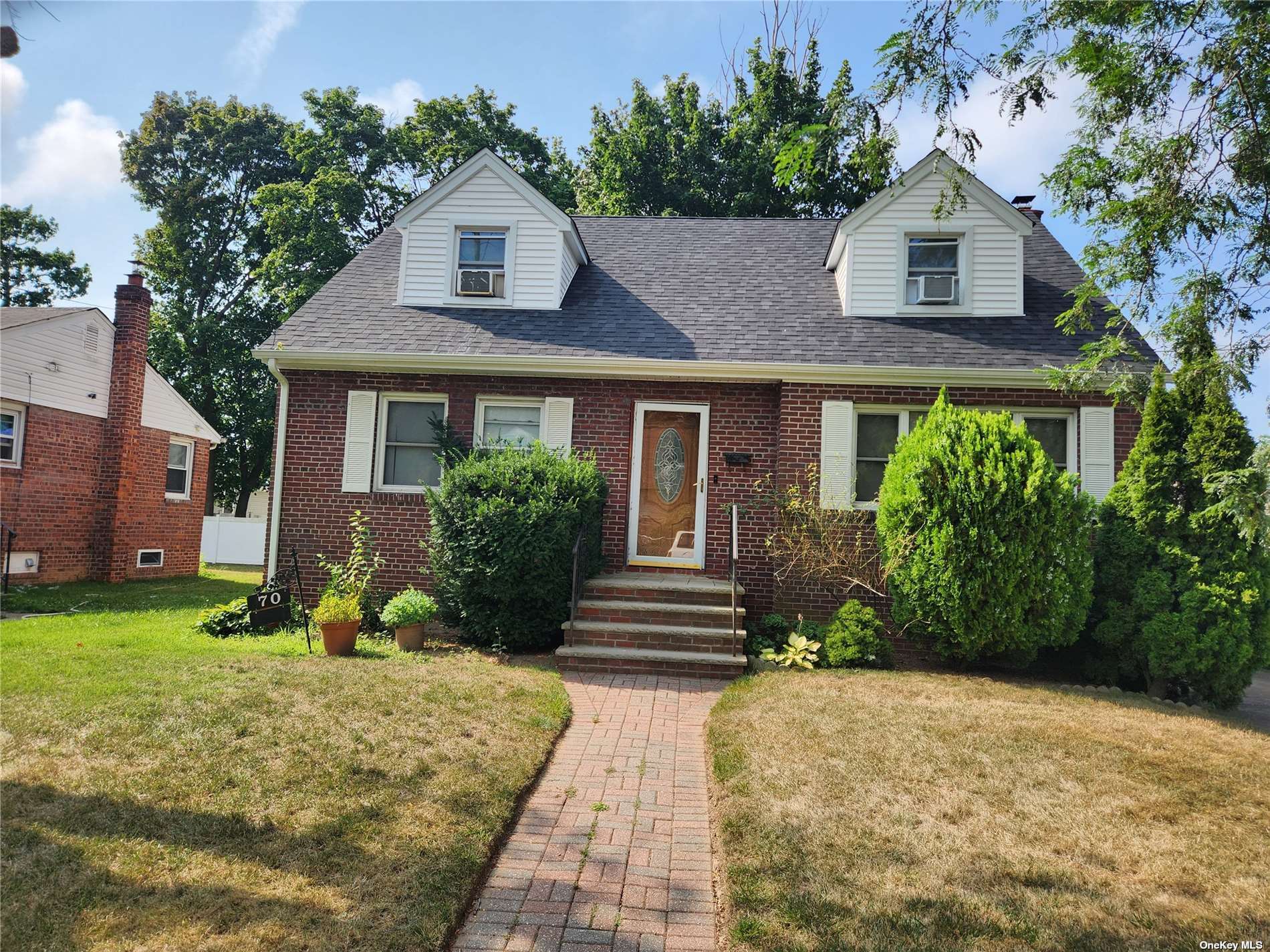 Photo 4 of 8 of 70 Jefferson Avenue house