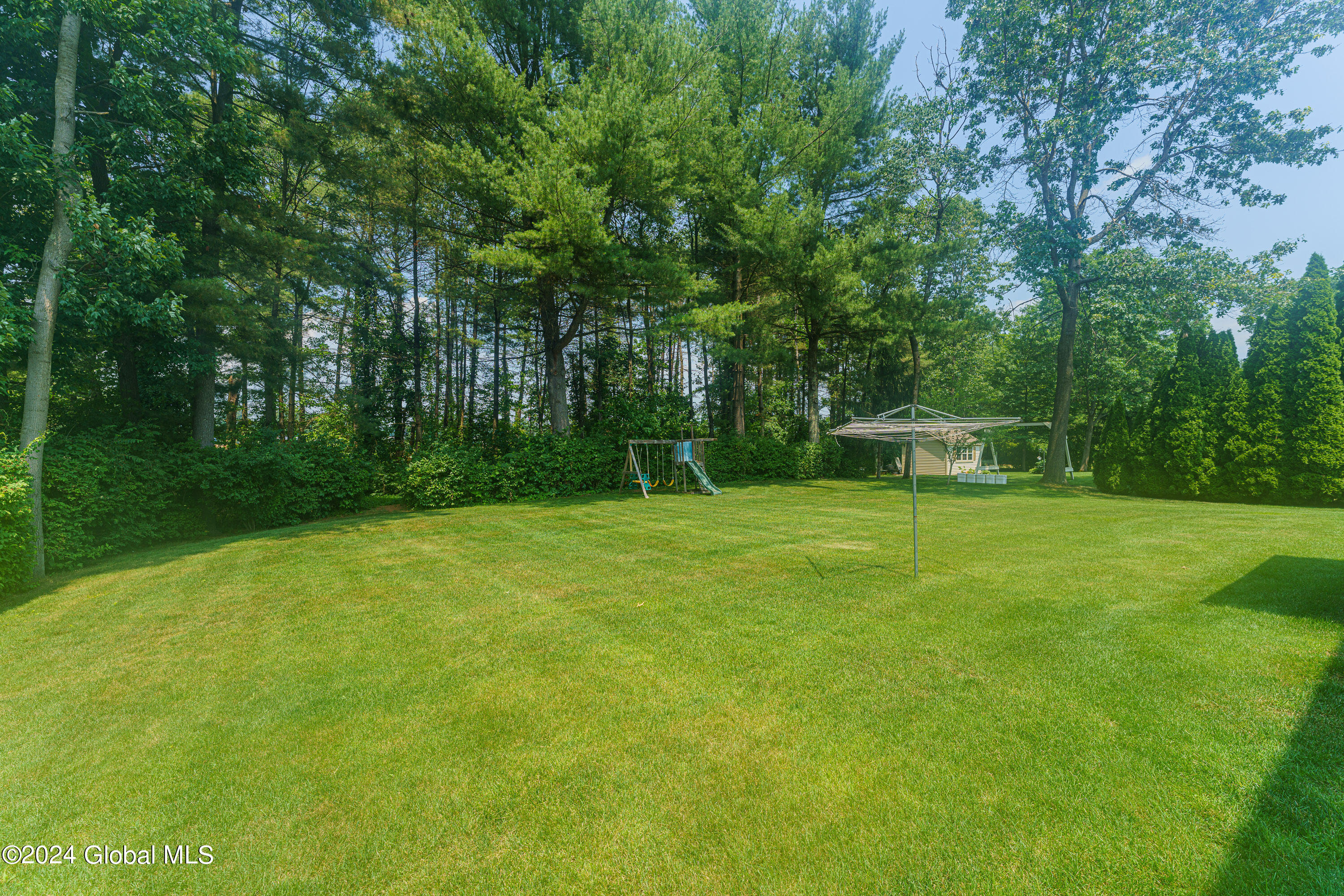 Photo 41 of 47 of 51 Pine Valley Drive house